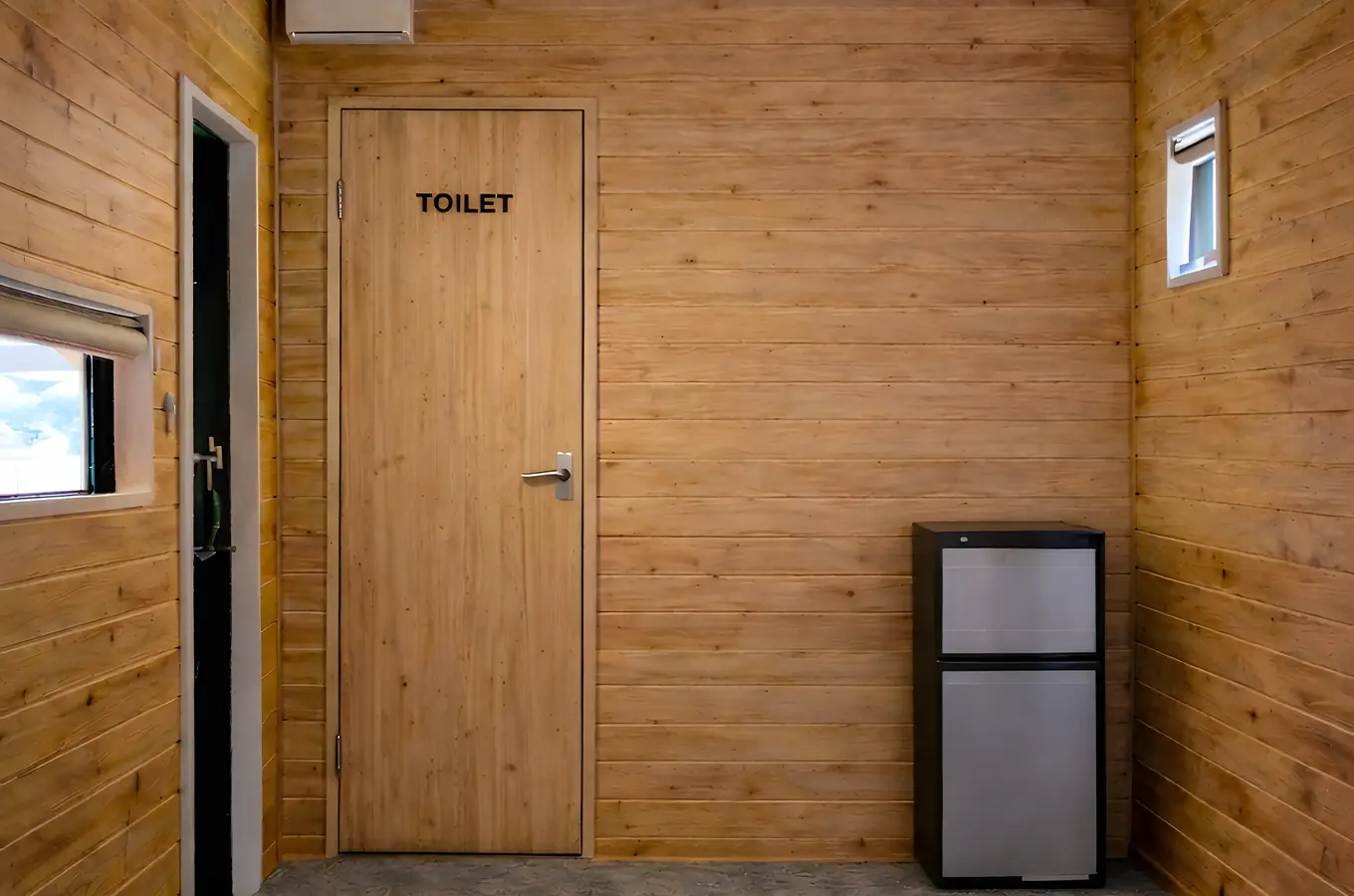 トレーラーハウス②